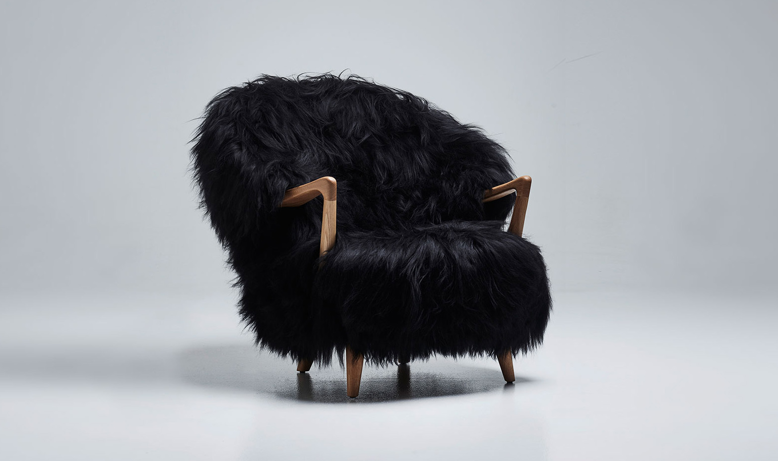 fluffy chair black