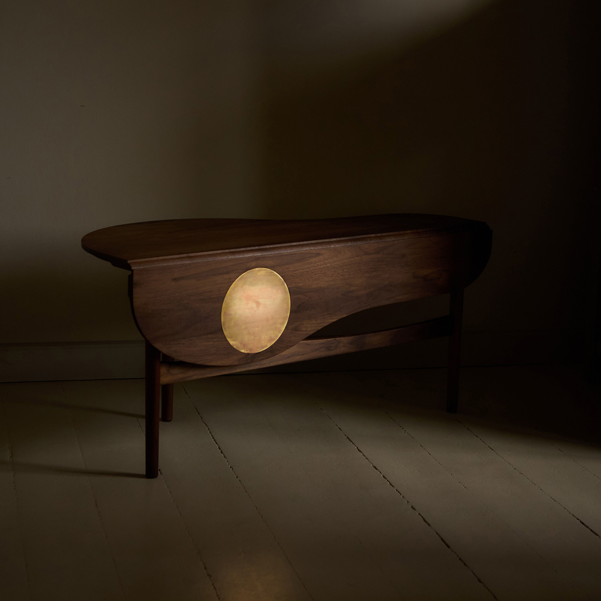 Butterfly Table designed by Finn Juhl in 1949 featuring organic form with sculpted wooden elements produced by House of Finn Juhl