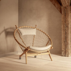 Pp Mobler Pp130 Circle Chair Oak Soap Alchemy Gin Fizz Pp Mobler Wegner Lifestyle Cma | Scandinavian Design