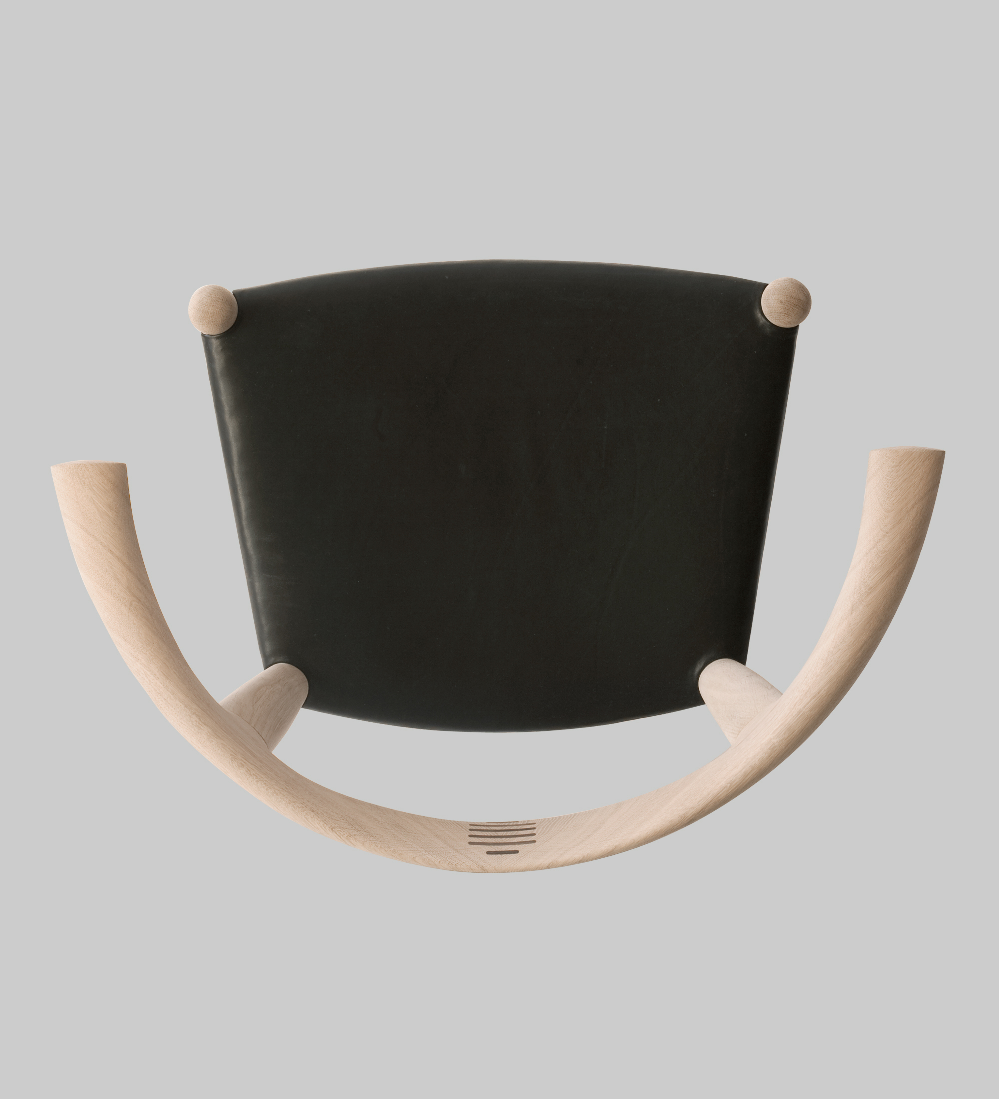 Pp518_oak_soap_elegance_black_bg_grey_kkp-3 | ScandinavianDesign.com