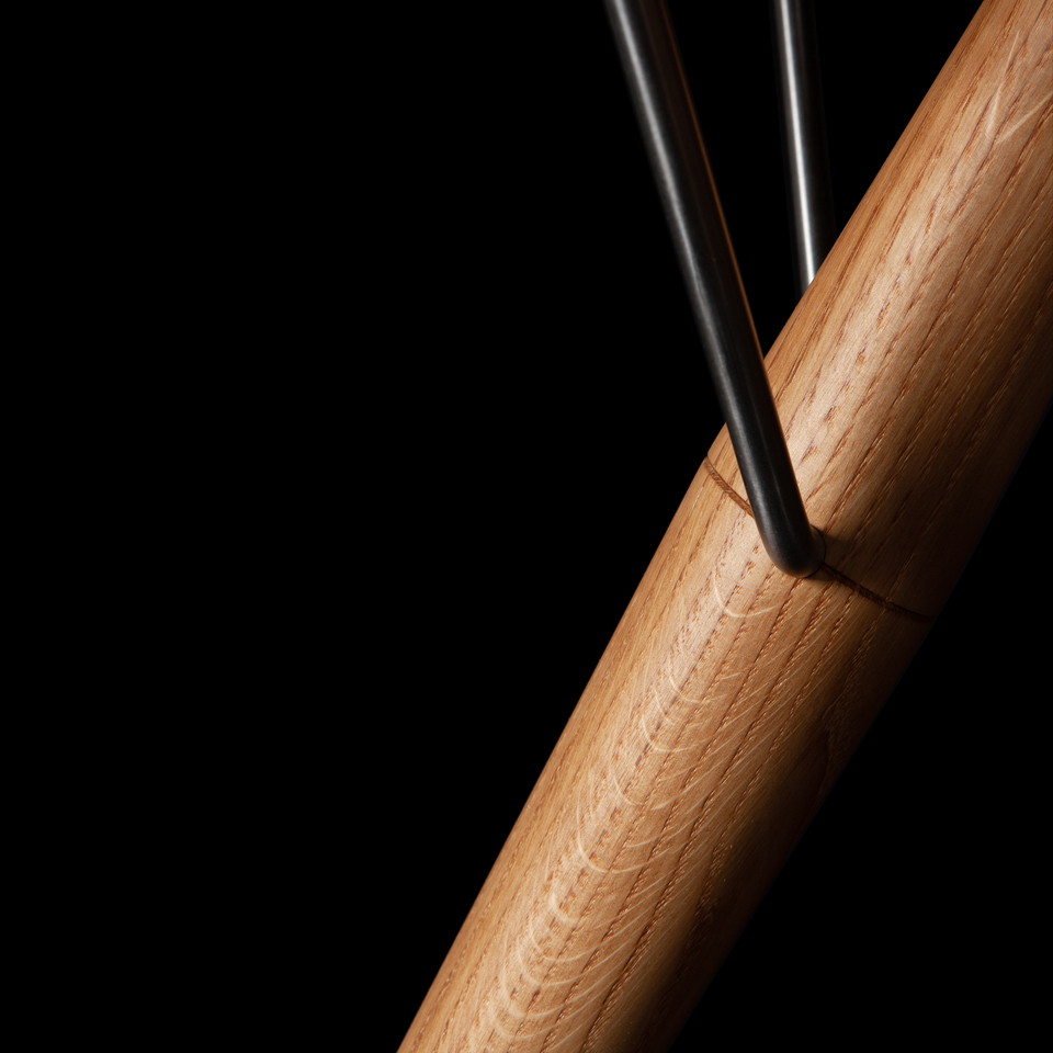 Pp75_oak_oil_detail_bg_black_ahb-1 | ScandinavianDesign.com
