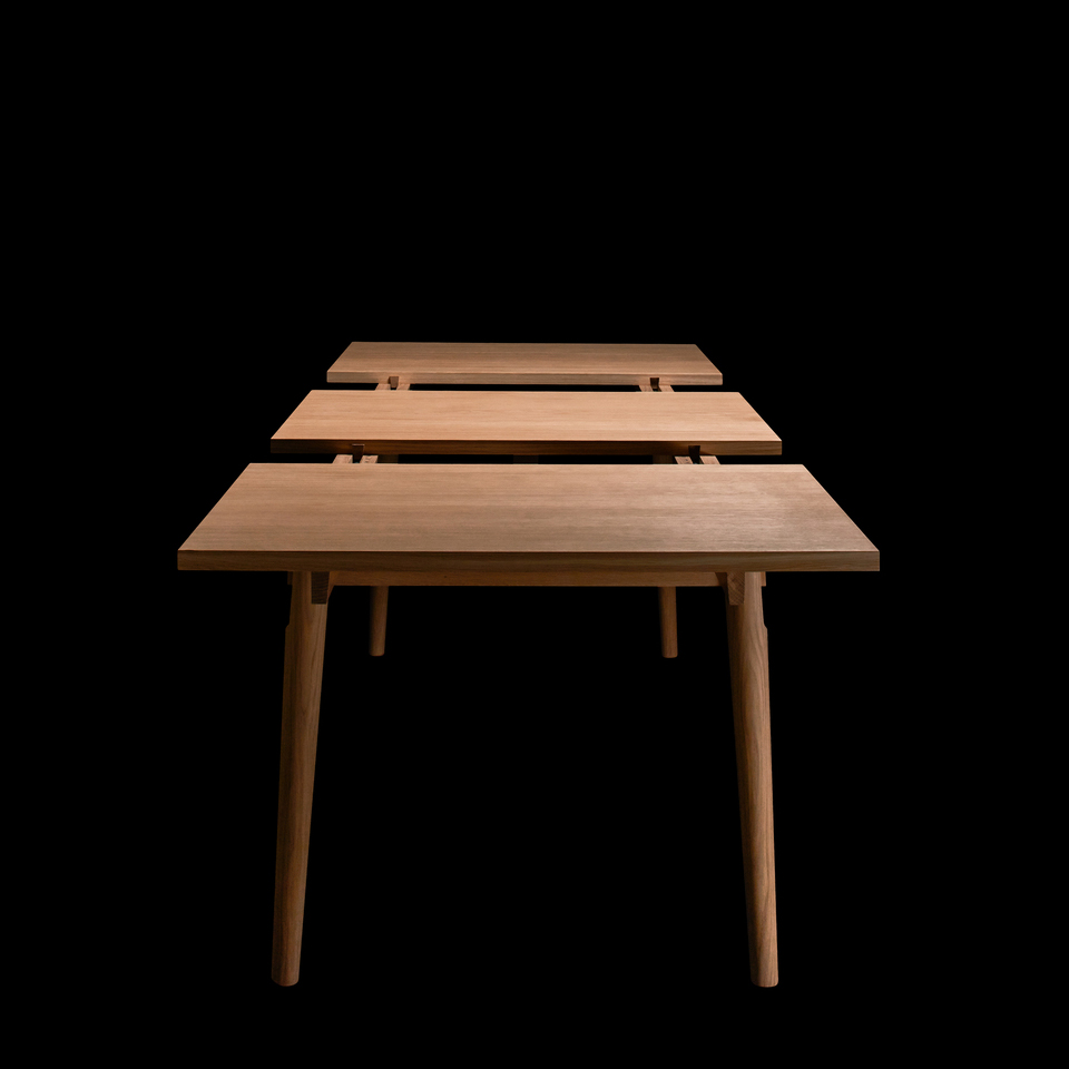 Pp850_oak_oil_front_220cm_bg_black_eb-2 | ScandinavianDesign.com
