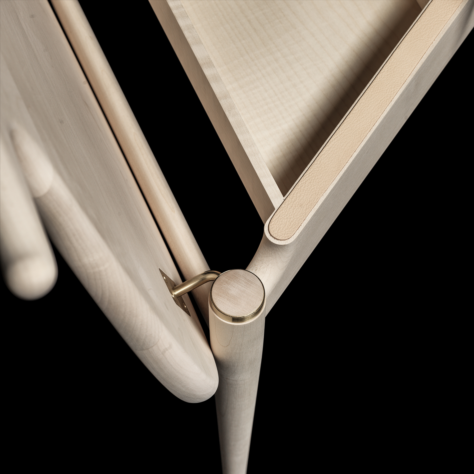 Pp_mobler_pp250_valet_chair_maple_soap_maple_bg_black_ahb-1 | ScandinavianDesign.com