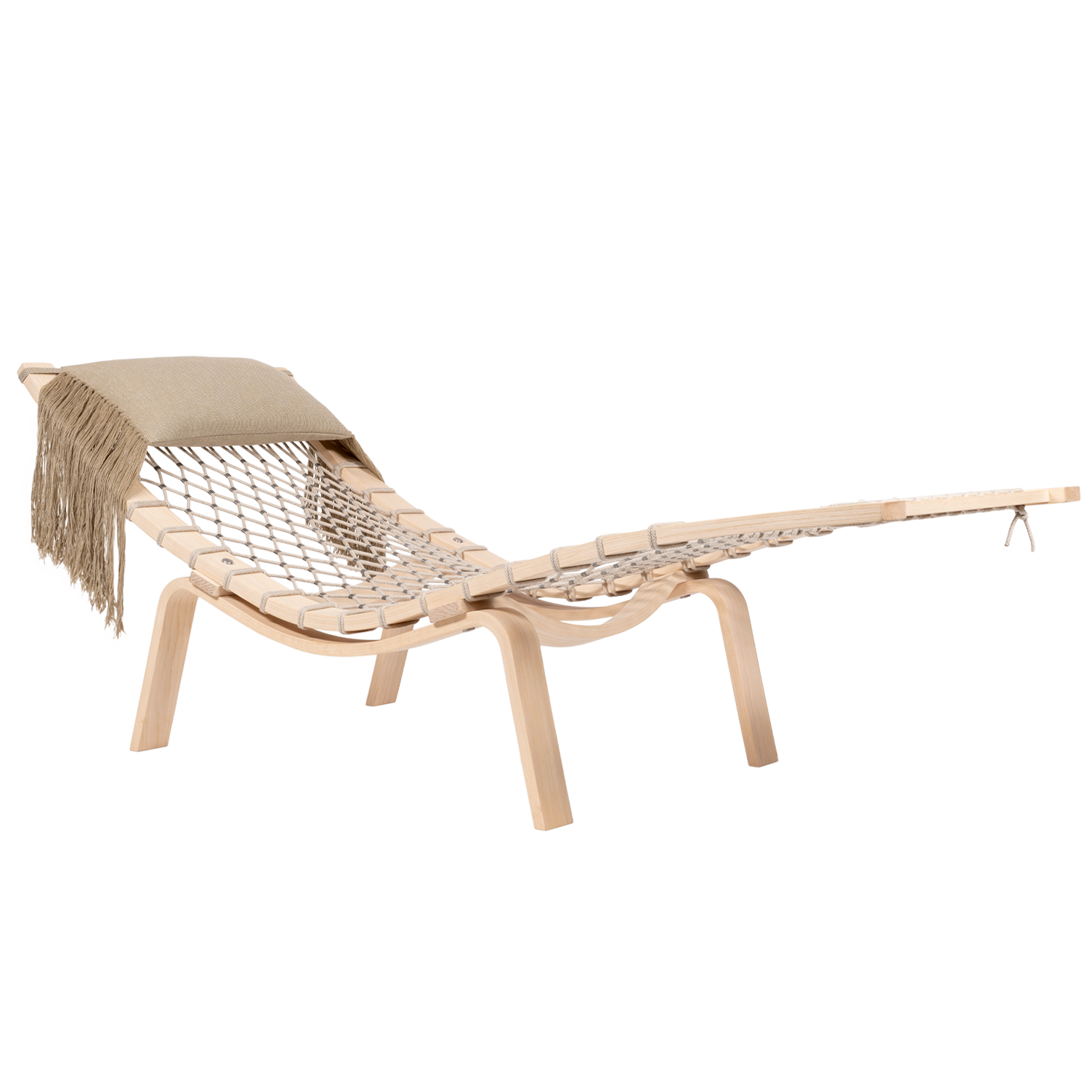 Pp_mobler_wegner_pp135_hammock_chair_oak_soap_flagline_natural_vibeke_klint-1 | ScandinavianDesign.com