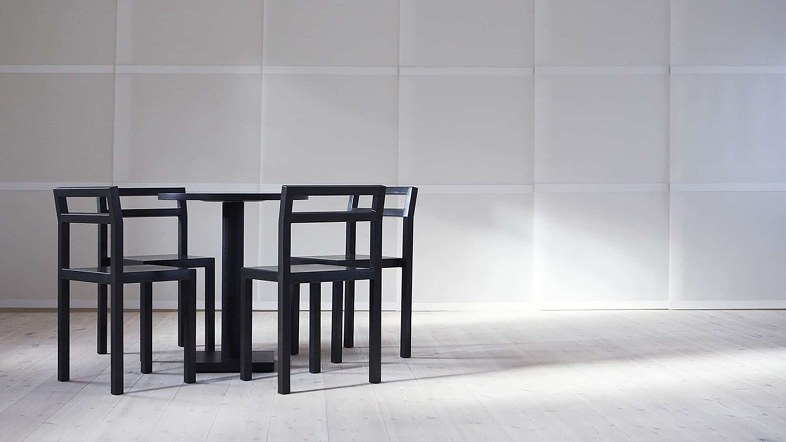 Ann Idstein Panel System Combines Wooden Slats With Textile Innovation | ScandinavianDesign.com