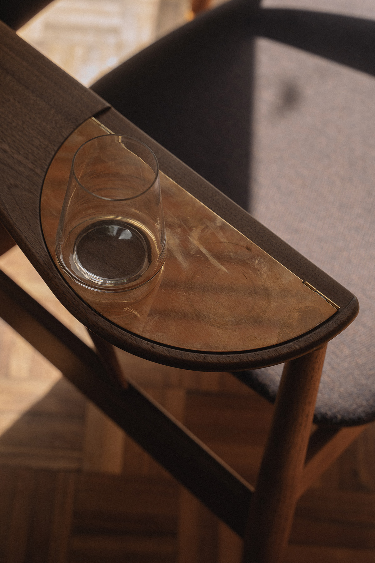 Whisky Chair Watercolour Dark Chocolate Elegance Walnut Whisky Chair Watercolour Dark Chocolate Elegance Walnut