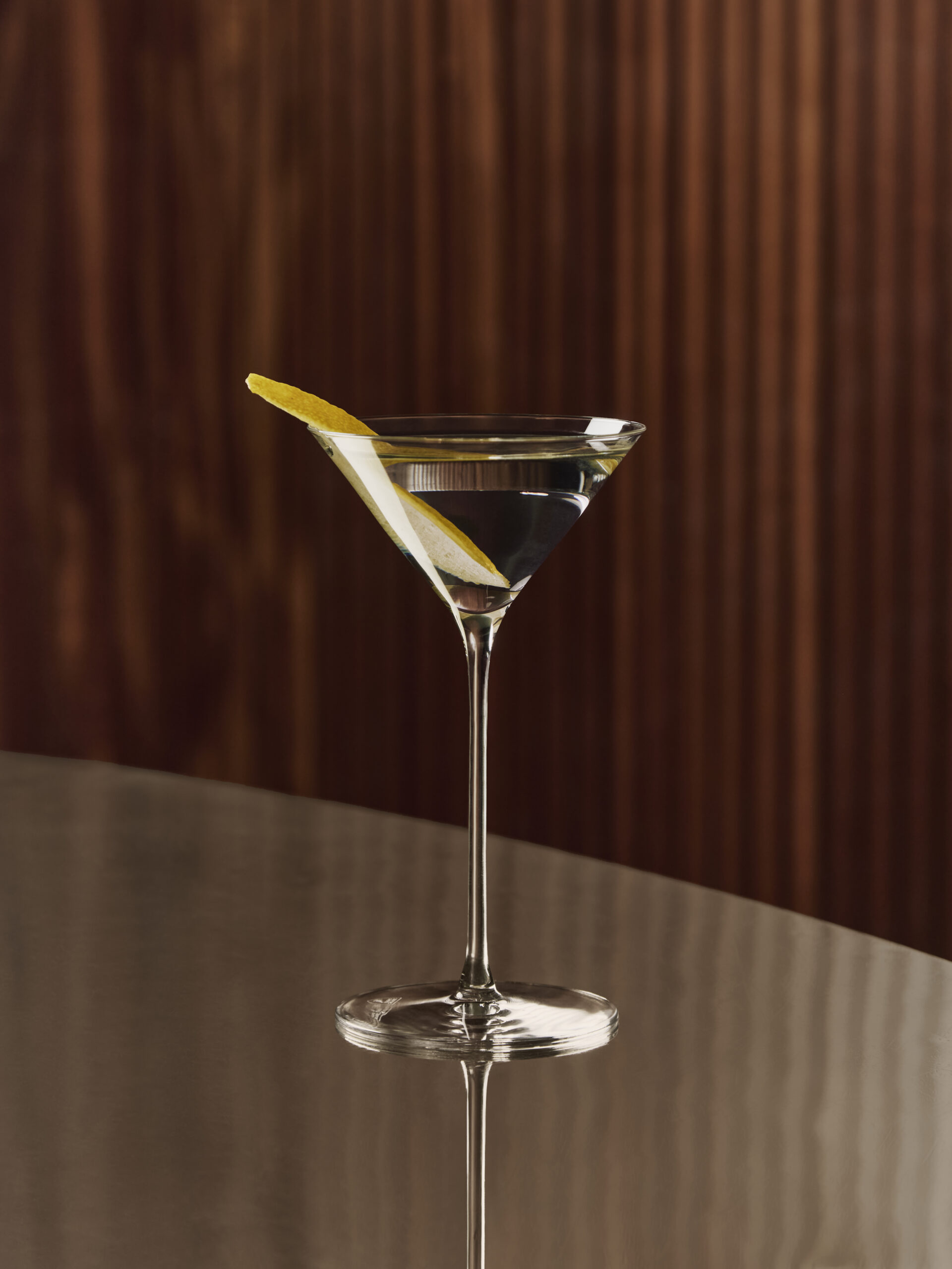 6402854 orrefors x bjorn frantzen martini env 01 3x4 2 1920x2560