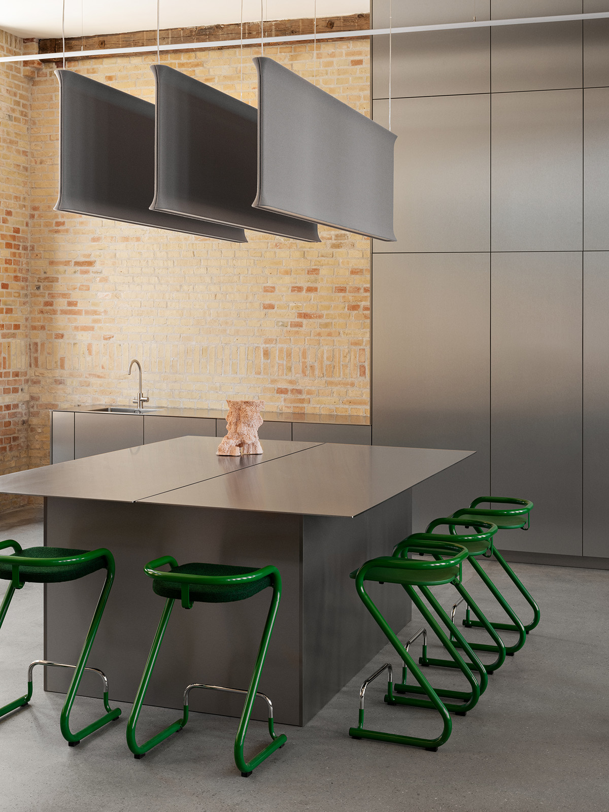 Lammhults S70 barstools green e01 1