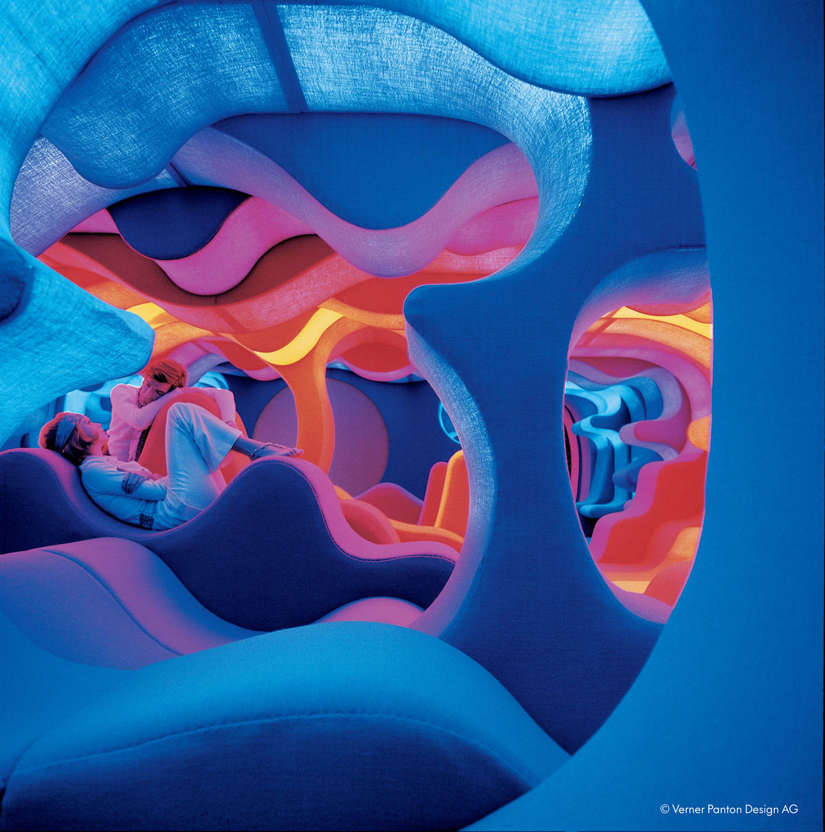 アート・デザイン・音楽 VERNER PANTON space:time:matter Verner Panton: Form, Colour, Space @ Vitra Design Museum