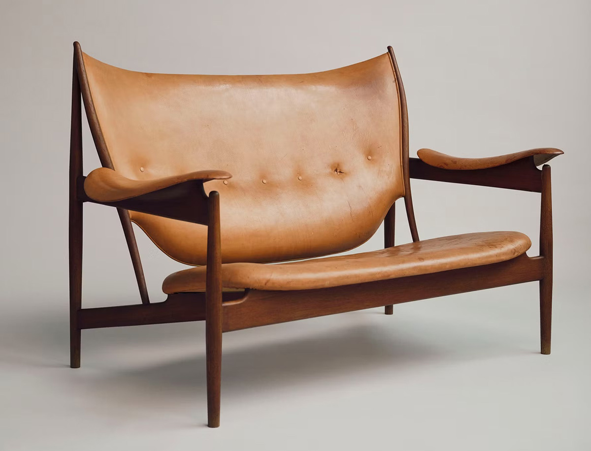 Bruun Rasmussen Chieftain Sofa