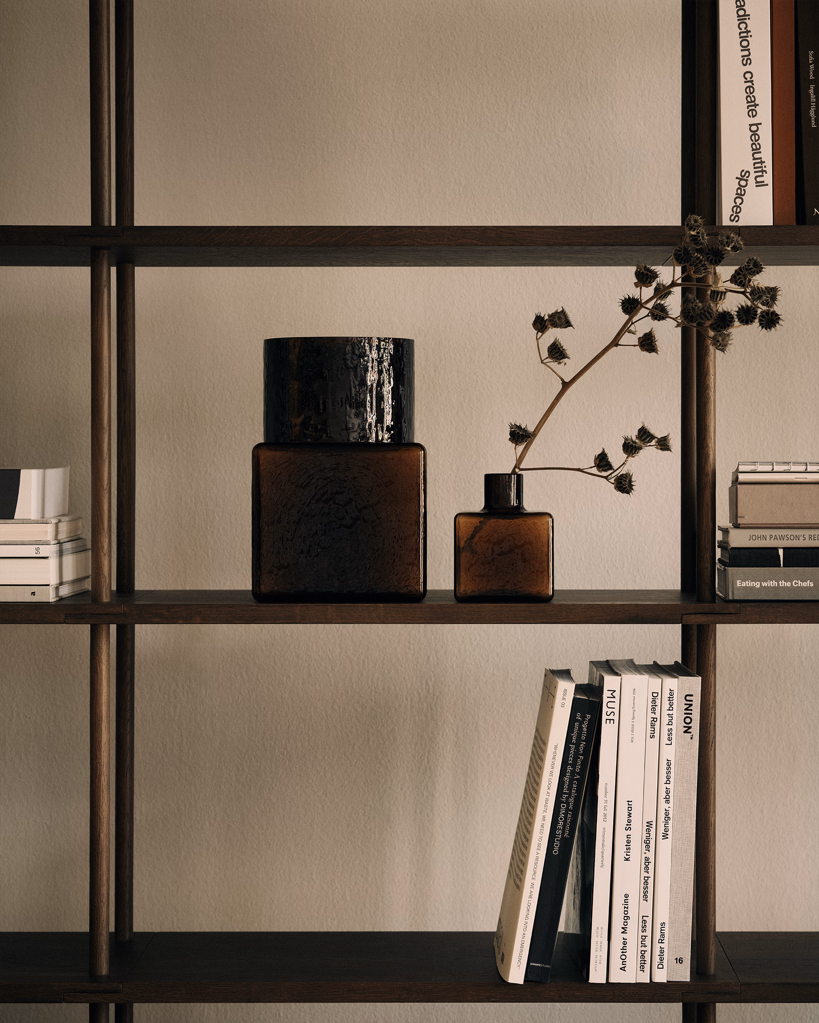 Fogia Lifestyle Bond 30 freestanding shelf in smoked oak with Cube tall vase in amber Fogia Lifestyle Bond 30 freestanding shelf in smoked oak with Cube tall vase in amber