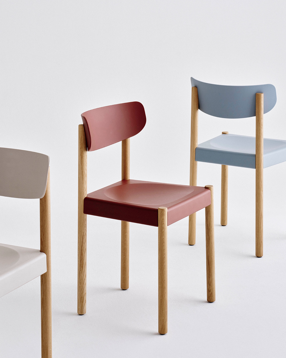 Jasper Morrison has designed the Pack Chair for HAY