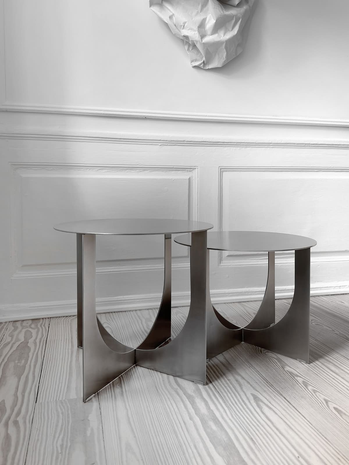 Inverse Side Table Aluminium