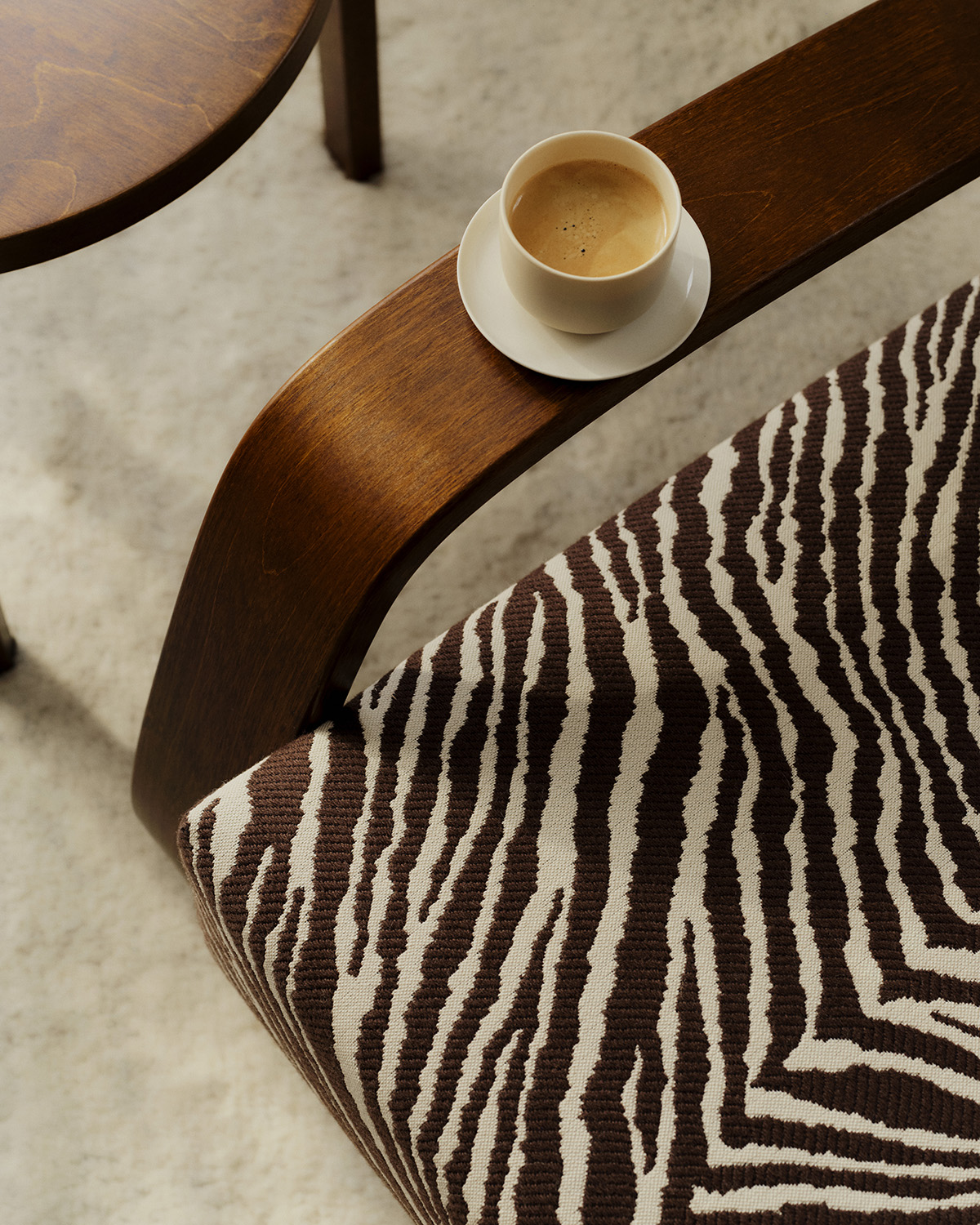 Artek Zebra 2026 Armchair 400 Tank Brown and White Zebra Table 90D master