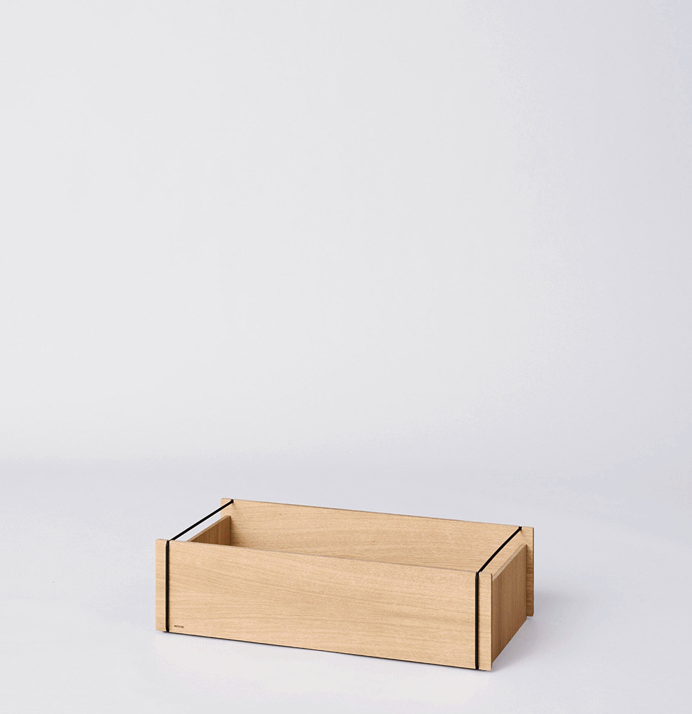 MOEBE Storage Box System MOEBE Storage Box System with four box sizes in oak veneer and steel frames